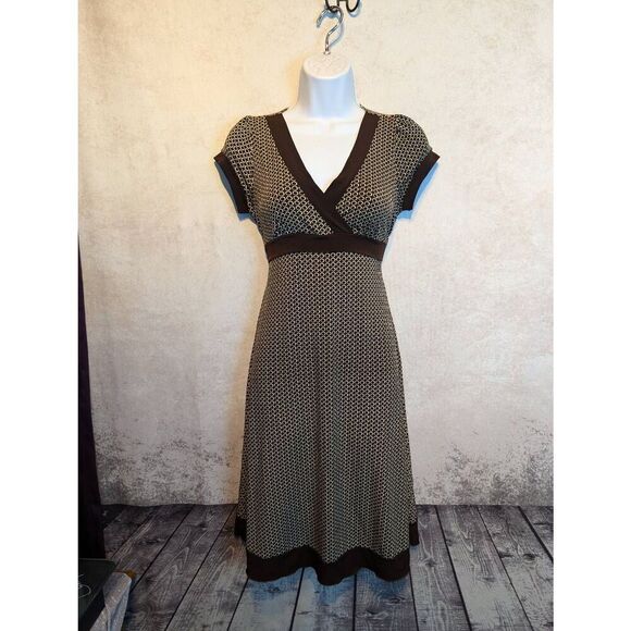 Maurices faux wrap dress size medium - Picture 1 of 4